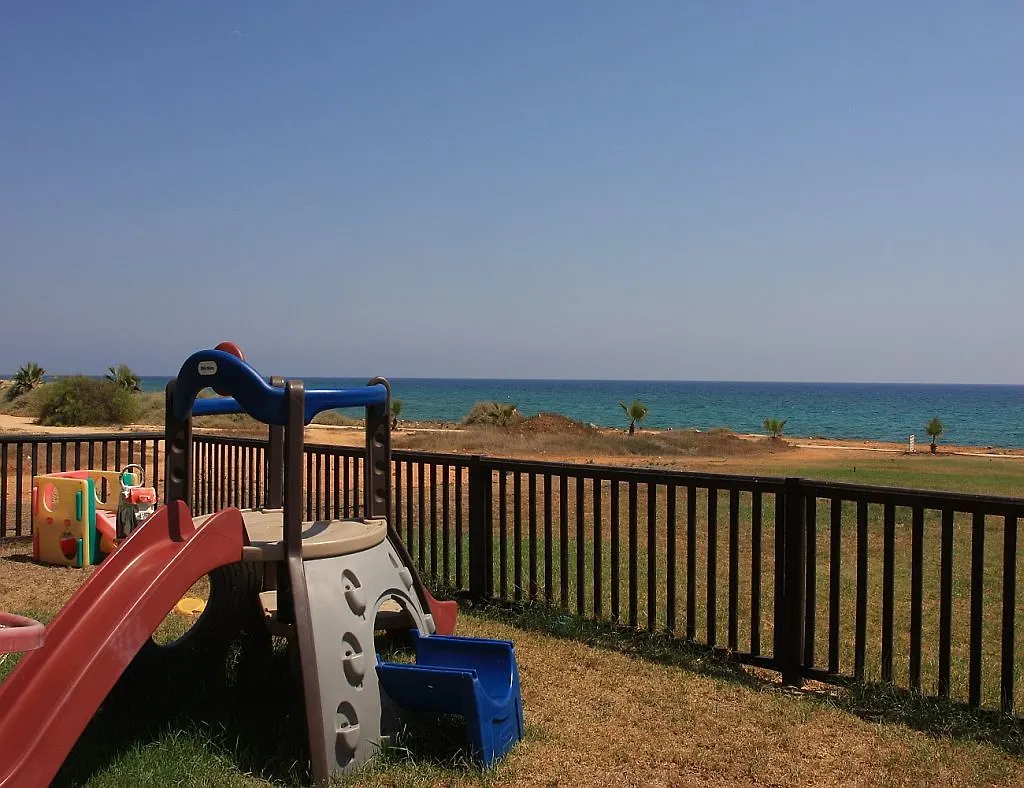 **** Апарт-отель Panas Holiday Village Айя-Напа Кипр