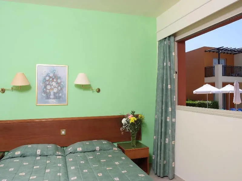 Panas Holiday Village Айя-Напа Апарт-отель