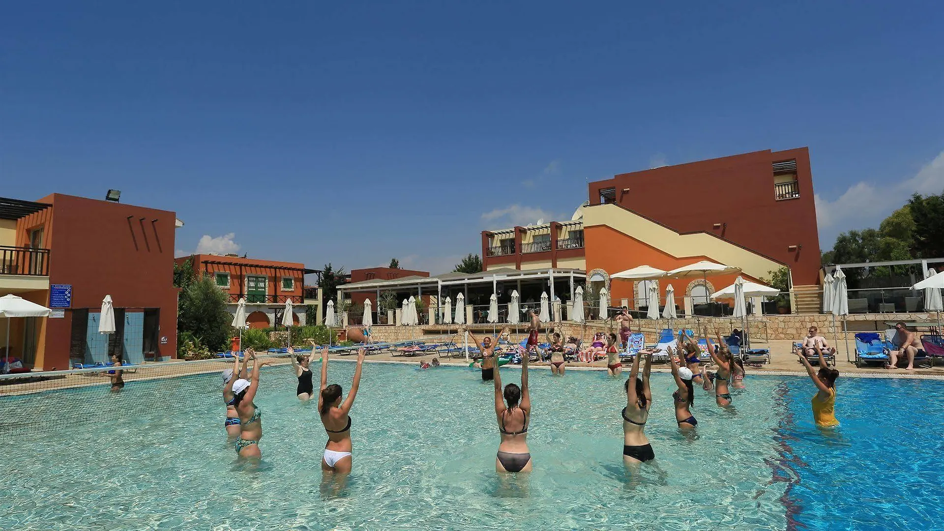 Апарт-отель Panas Holiday Village Айя-Напа